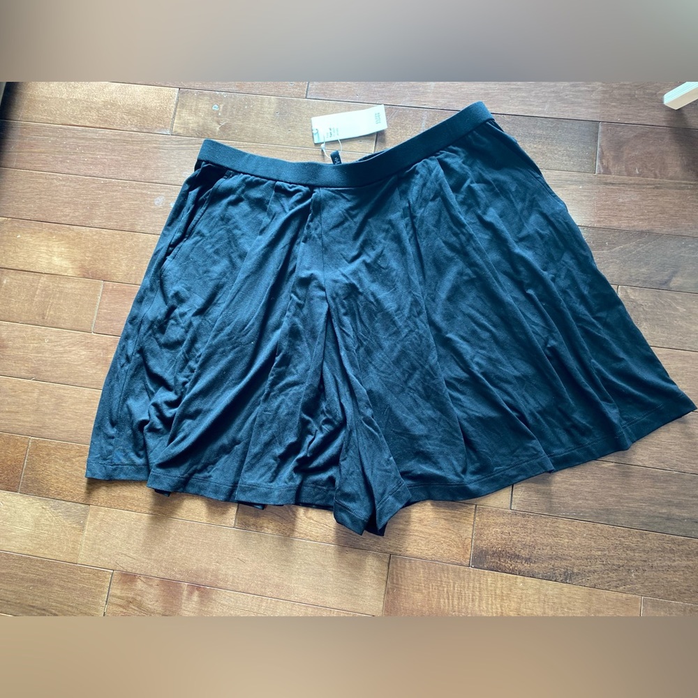 Eileen Fisher Fine Tencel Stretch Jersey Walking Shorts Black Size L